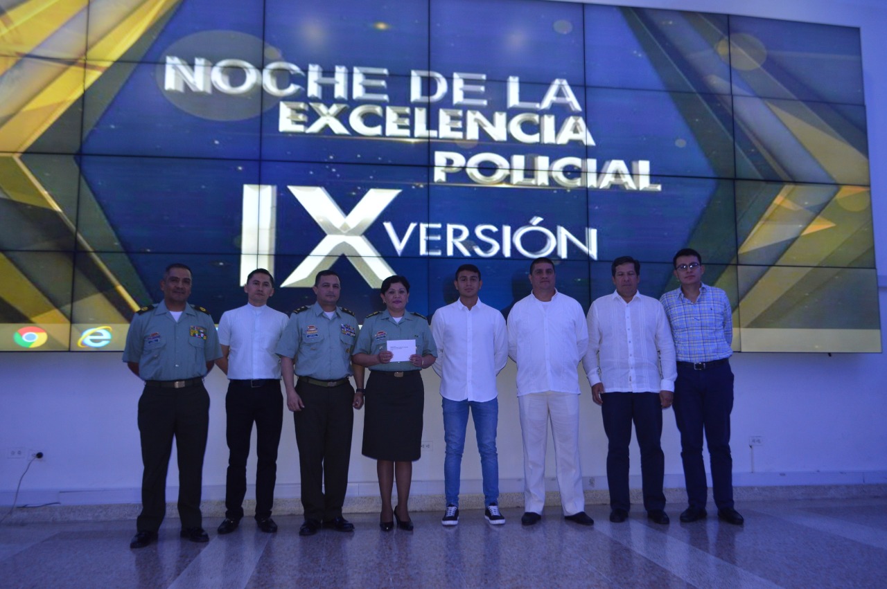 Coronel Livio Castillo, Comandante Policía Metropolitana de Neiva, Presbítero Héctor Fabio Agudelo, Brigadier General Norberto Mujica Jaime comandante Región de Policía 2, sargento mayor Martha Aceneth Perdomo Herrera, esposo Asdrúbal Ríos e hijo Jean Carlos Ríos, alcalde de Neiva, Rodrigo Lara y Grenfel Lozano Guerrero, asesor de Presidencia de la asamblea departamental.